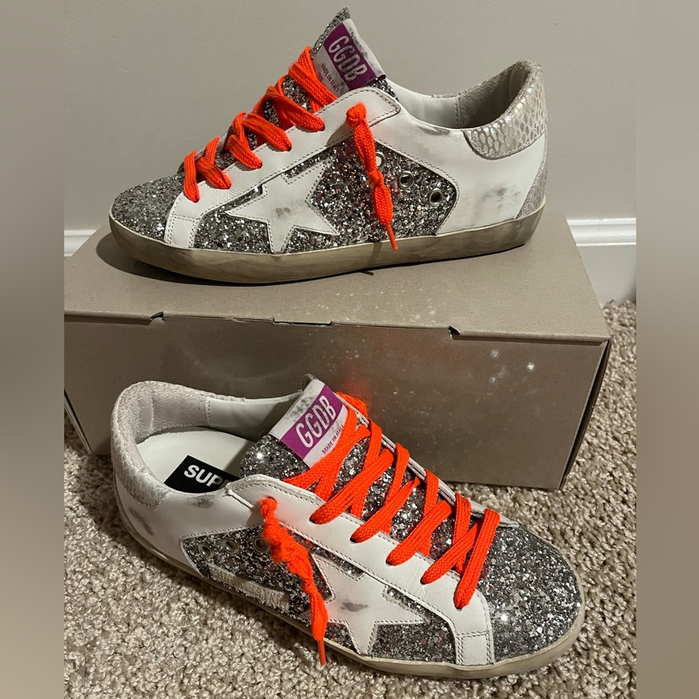 GOLDEN GOOSE size 7 like new